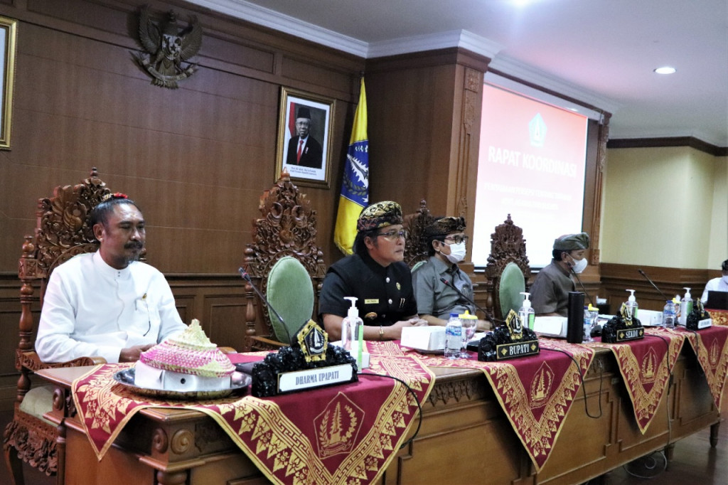 Bupati Giri Prasta Pimpin Rakor Persamaan Persepsi Tentang Tatanan Adat, Agama dan Budaya Di Kabupaten Badung